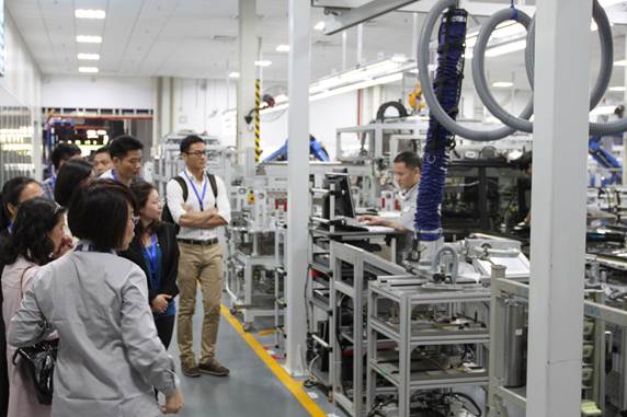 伟巴斯特的极致天窗工艺澳门新葡京app遇见(图27)