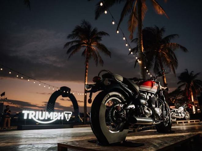 下了!凯旋现复古系列全系焕新澳门新葡京900系列10万以(图4) 下了!凯旋现复古系列全系焕新澳门新葡京900系列10万以(图4)